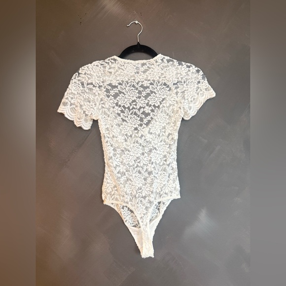 Princess Polly White Lace Bodysuit - Picture 6 of 7